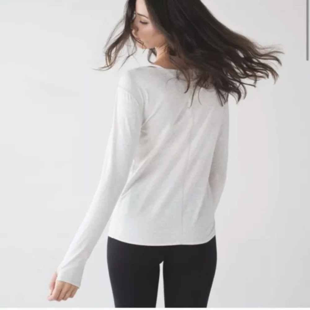 Lululemon Superb Long Sleeve Tee |Light Grey| 8-10